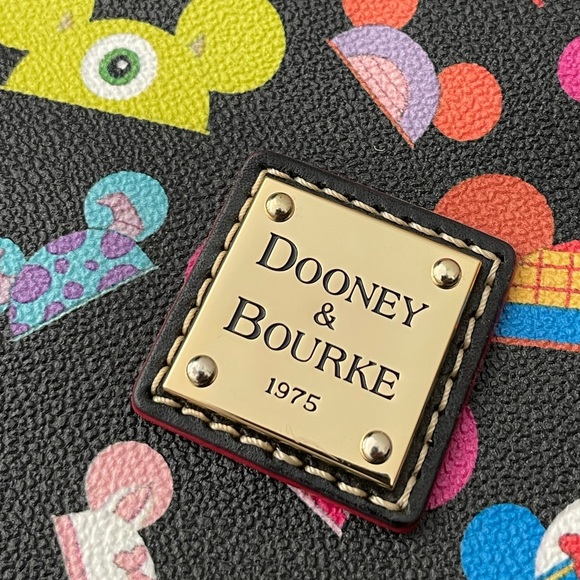 Dooney & Bourke • Disney Shoulder Bag • I am Ear • Brand New with Tags - Picture 6 of 16